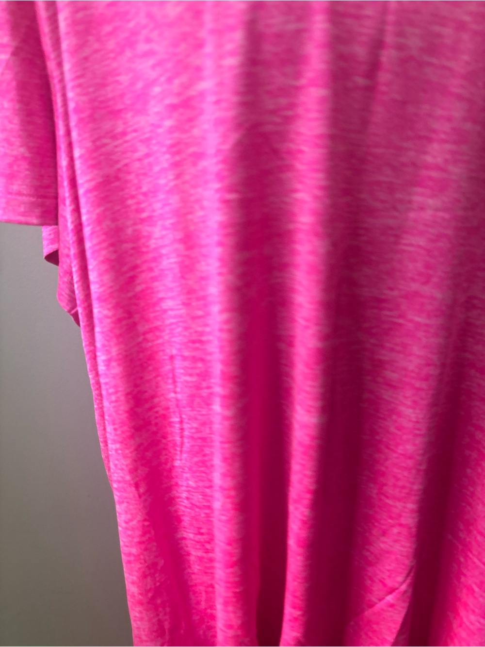 Under Armour Pink Heathered V-Neck Performance Tee Loose Fit Size XXL/3XL - Picture 5 of 8
